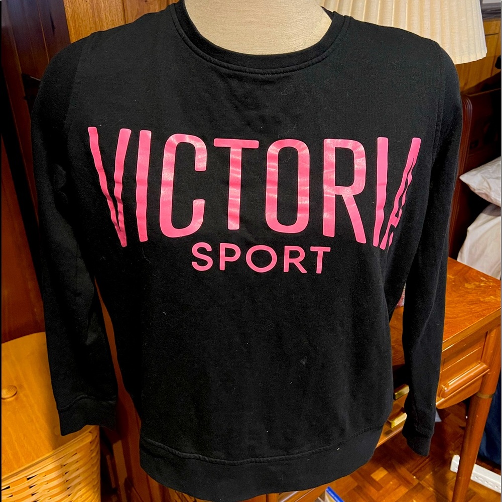 EUC Victoria’s Secret Sport Crew Neck Size Medium